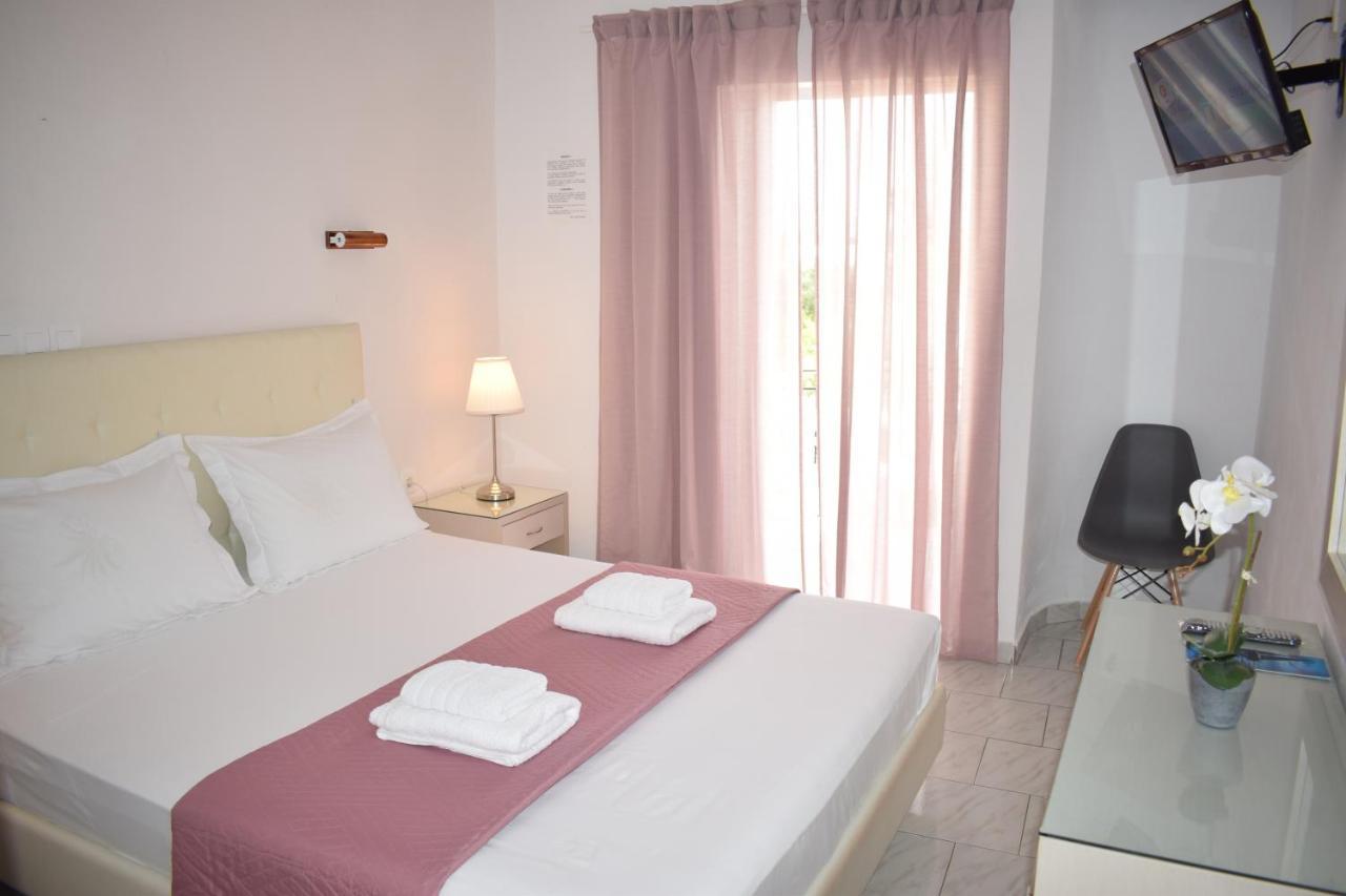 Mirto Beach Hotel & Restaurant Paralia Vrachou Ngoại thất bức ảnh